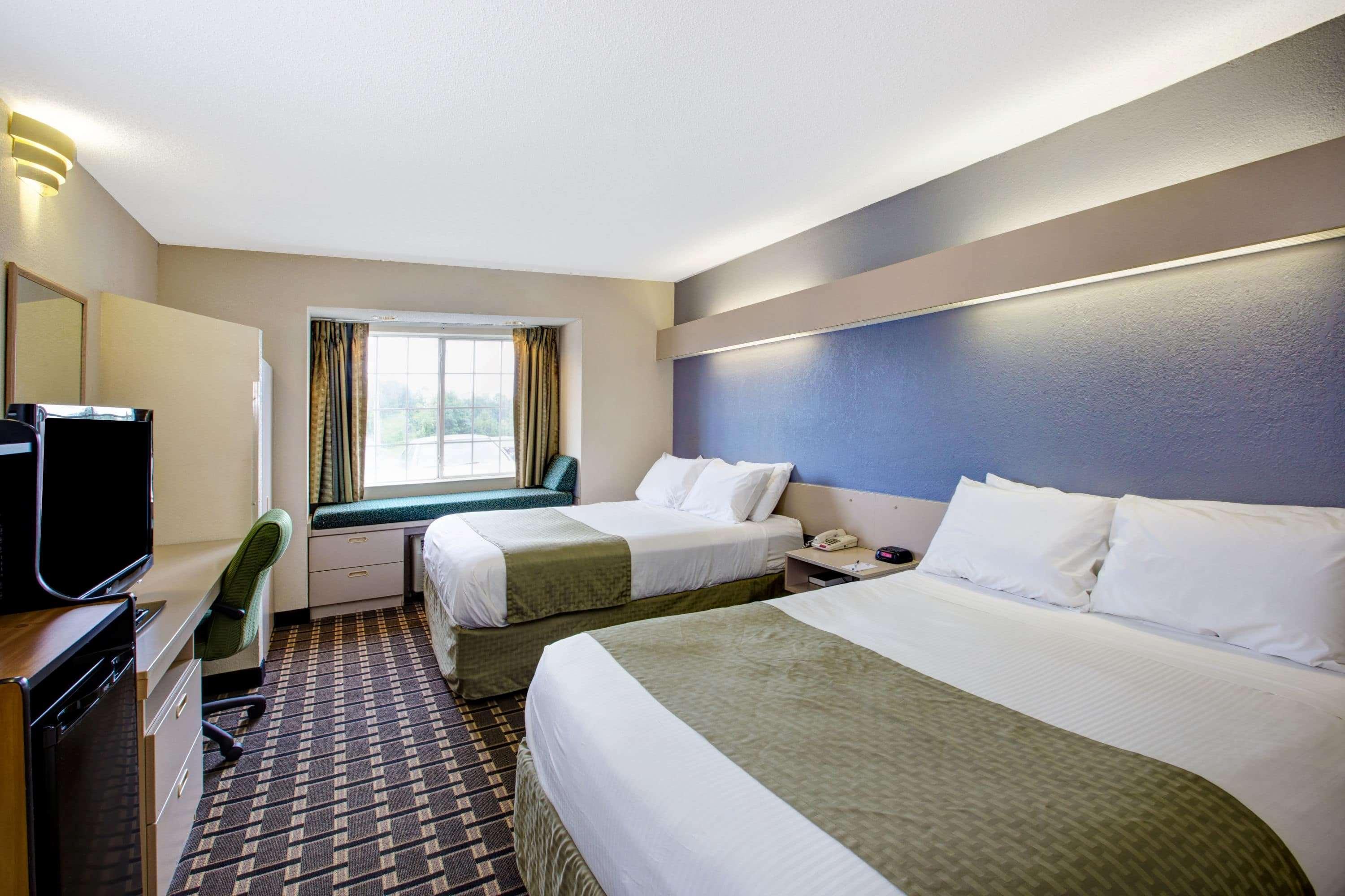 Microtel Inn & Suites By Wyndham Стейтсвіль Екстер'єр фото